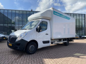 Bakwagen met laadklep