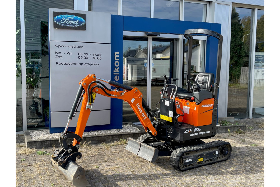 Minigraafmachine | 1.2 ton - Wouter Hageman B.V. - 2
