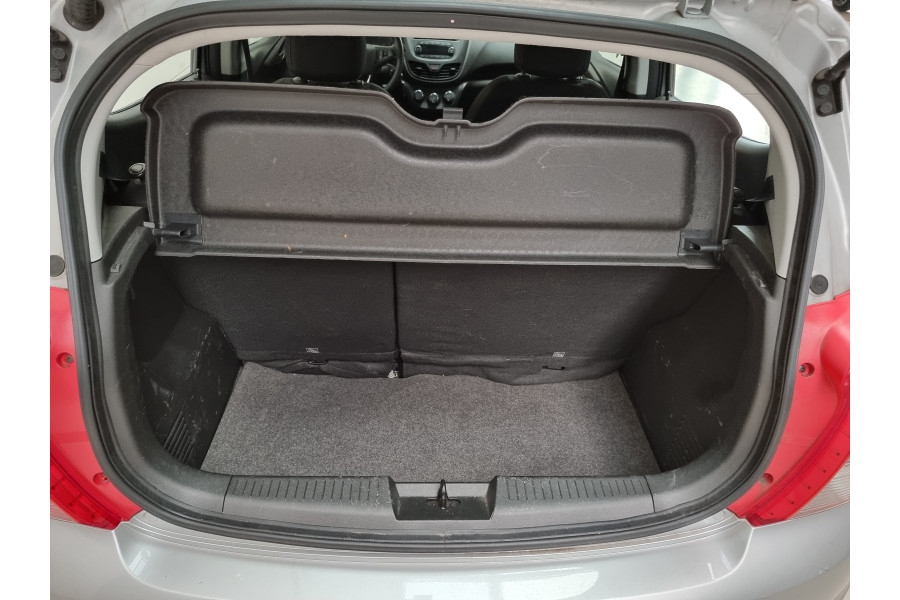 Hatchback Volkswagen - J. van Heeswijk auto's - 3