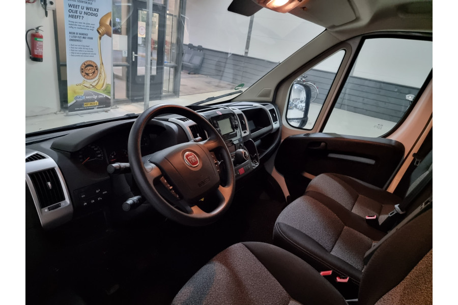 Bestelbus 12,8m3 - J. van Heeswijk auto's - 2