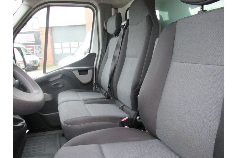 Renault Master | 20m³ - Autoverhuur D. Spek B.V. - 4