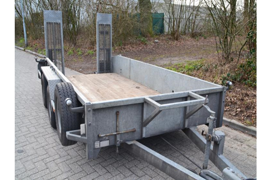 Machinetransporter 3500 kg - Dekker Verhuur - 1
