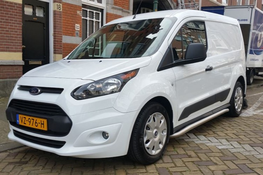 Bestelauto huren | Ford Transit - Helm Autoverhuur - 1