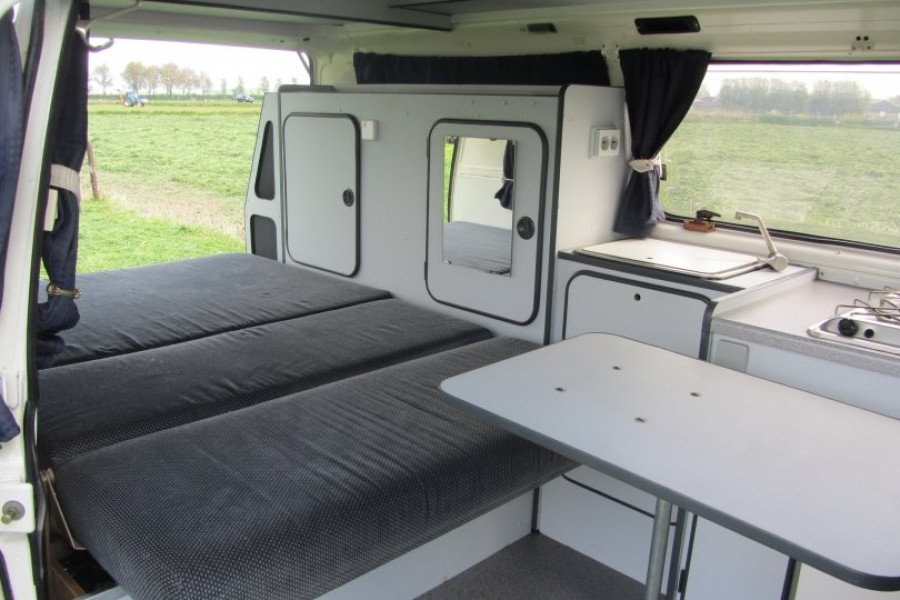 Retro Volkswagen camper | VW T3 - Compacte Campers - 1