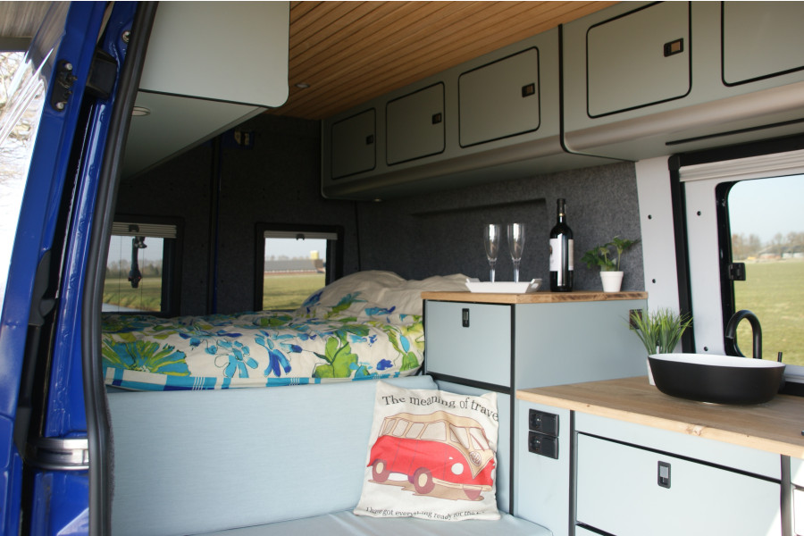 Crafter camper - Camperbouw-verhuur Dongen - 8