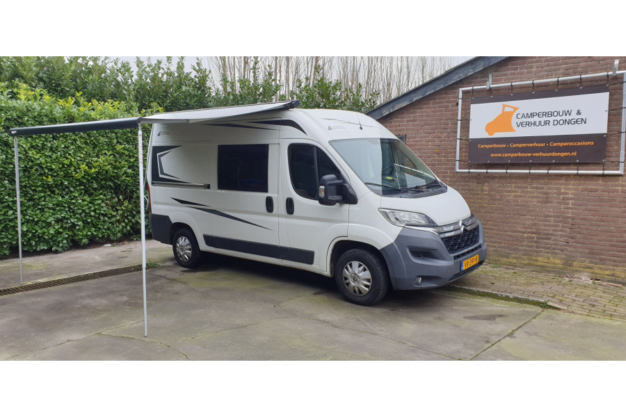 Citroën Jumper Camper - Camperbouw-verhuur Dongen - zijkant met luifel