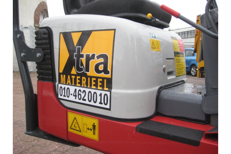 Graafmachine - Takeuchi TB108 - Xtra Materieel B.V.