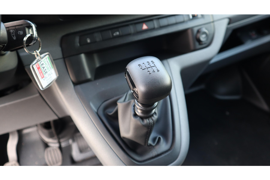 Bestelbus | 6m3 - Blankert Autoverhuur - 8