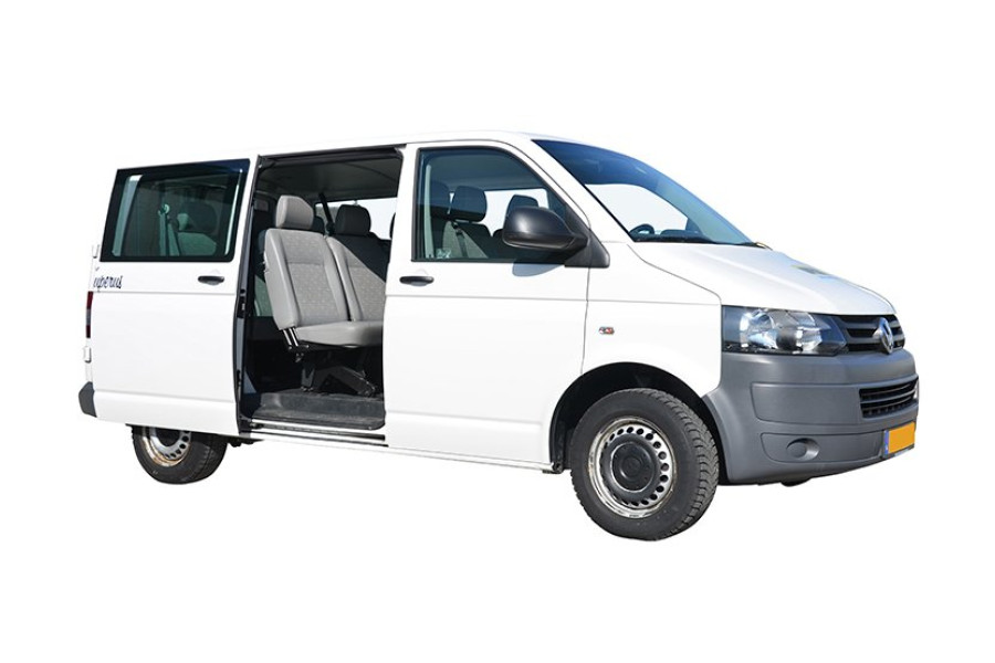 9 persoons busje - Kuperus Autoverhuur - zijaanzicht