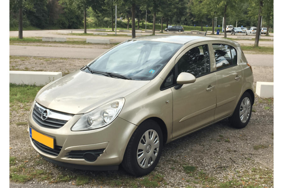 Hatchback | Opel Corsa - Rent a Brik Autoverhuur - 1