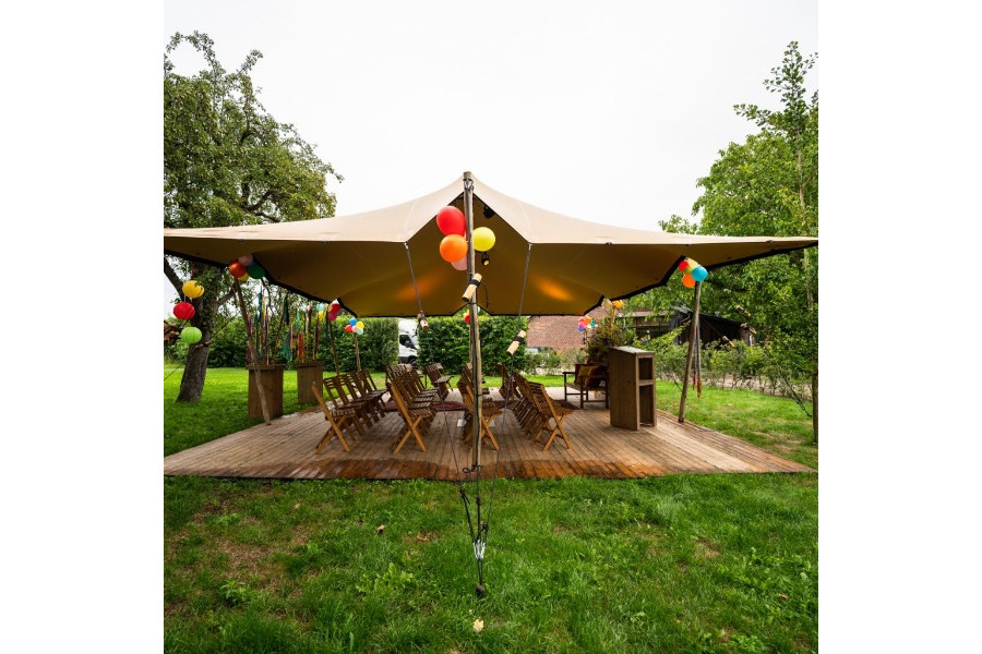 Stretchtent 150m2 - Partyverhuur Dodewaard - 1