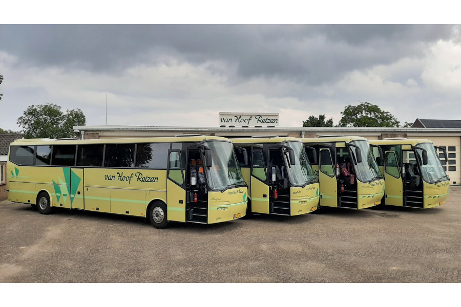 Touringcar | BOVA Futura-midi touringcar - Van Hoof Reizen - 1