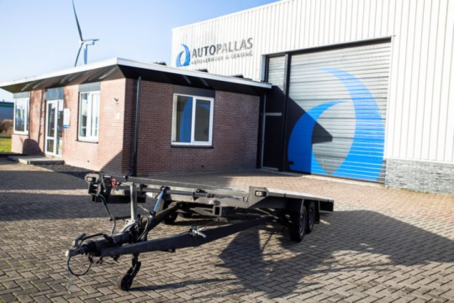 Autoambulance - Autopallas Autoverhuur - 1