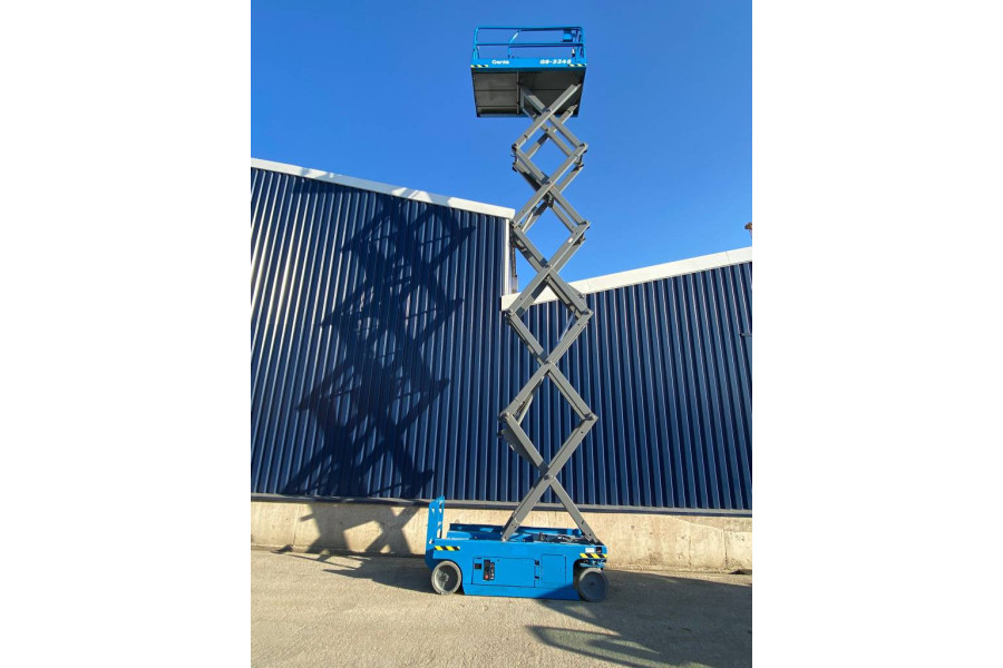 Schaarhoogwerker 12m - Van Adrighem - 4