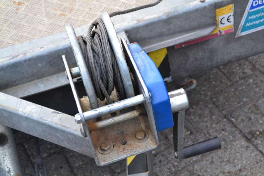 Machinetransporter 3000 kg - Dekker Verhuur - 1