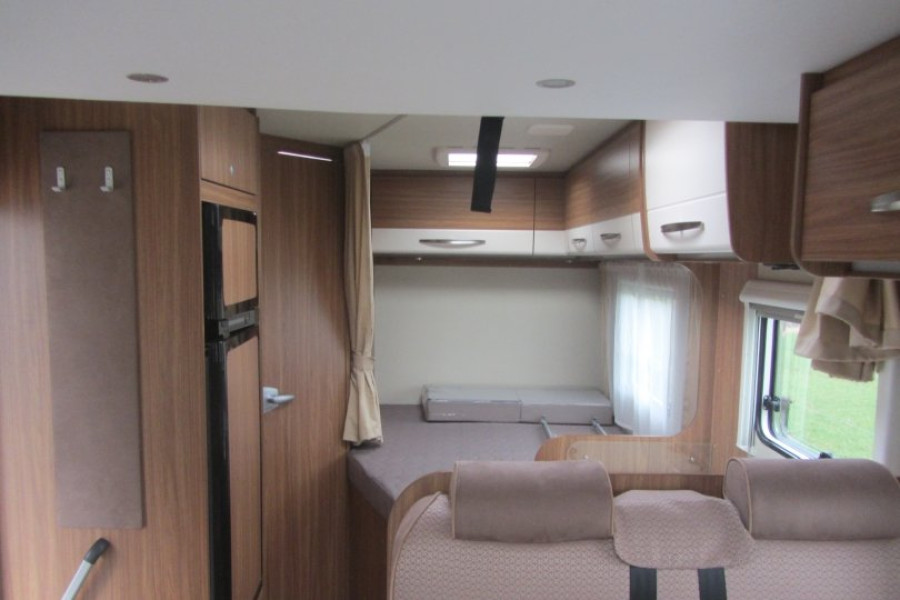 Half-integraal camper | Fiat Carado T348 - Compacte Campers - 1