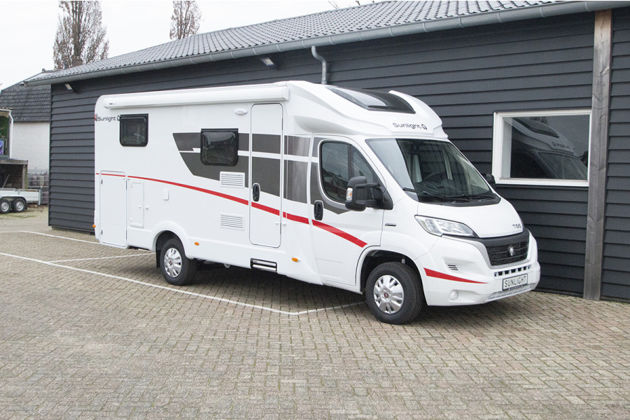 Camper 4 persoons - Campers & Cars - 1