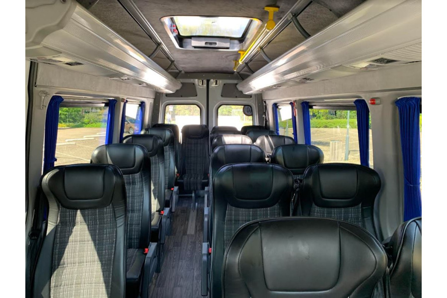 19 persoons midibus - deBusSpecialist - deLimoSpecialist - 3