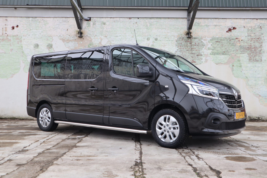 Personenbus 9 persoons Renault Traffic - Munsterhuis Autoverhuur - 1