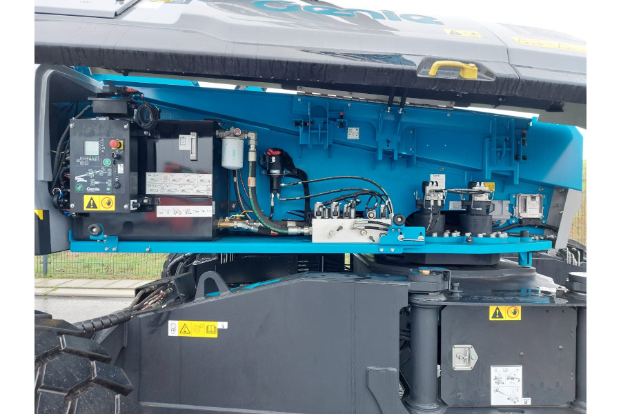 Telescoophoogwerker 40,1m - Van Adrighem - 5