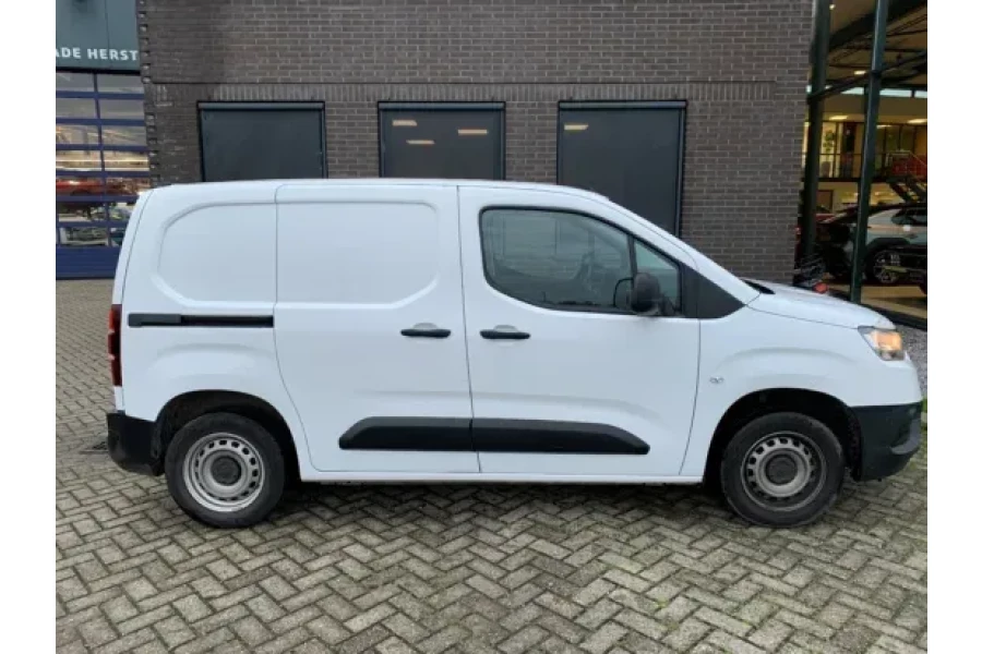 Toyota ProAce City (3m³) - Youcar autoverhuur en lease - 4
