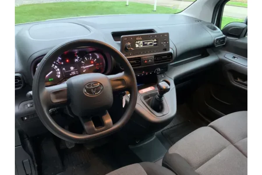 Toyota ProAce City (3m³) - Youcar autoverhuur en lease - 8