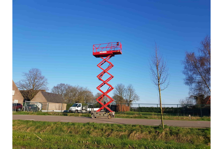 12m | Schaarhoogwerker - BPM Verhuur - 2
