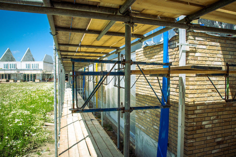 Metselsteiger huren en laten opbouwen - RECO - 1