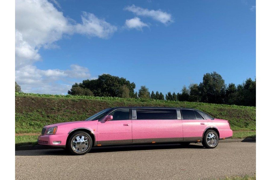 Cadillac Limousine roze - deBusSpecialist - deLimoSpecialist - 1