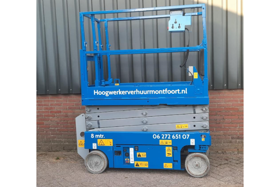 Schaarhoogwerker | 8 M - Hoogwerker Verhuur Montfoort - 2